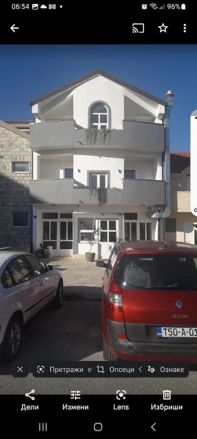 Vila Centar 特雷比涅 外观 照片