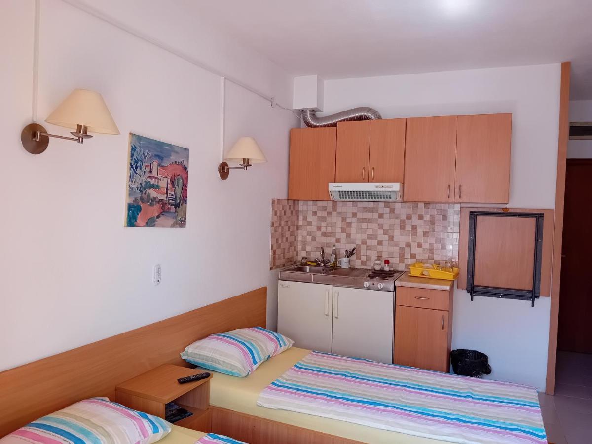 Vila Centar 特雷比涅 外观 照片