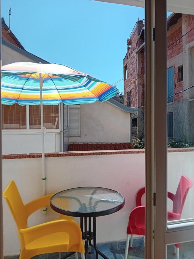 Vila Centar 特雷比涅 外观 照片