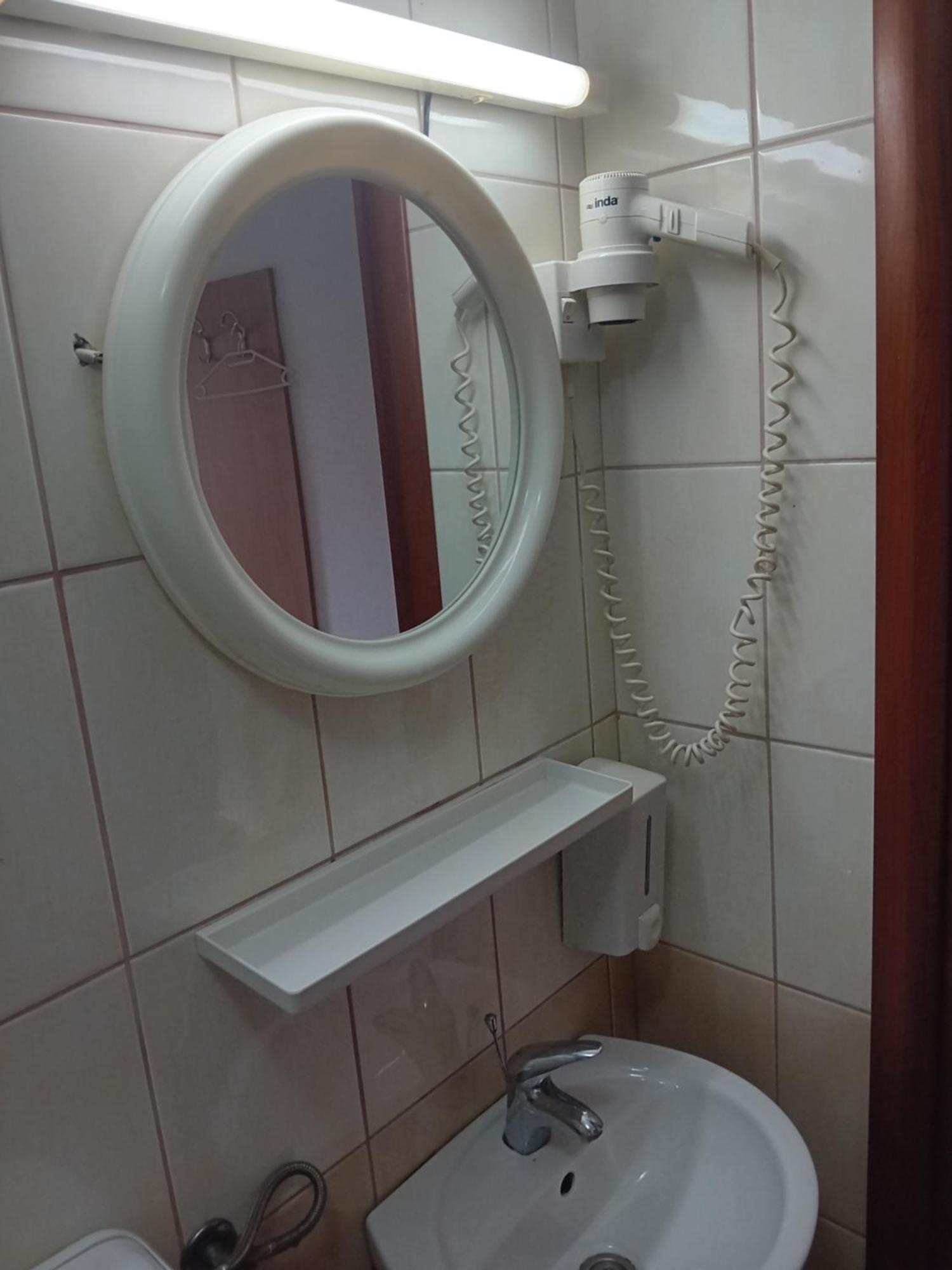 Vila Centar 特雷比涅 外观 照片